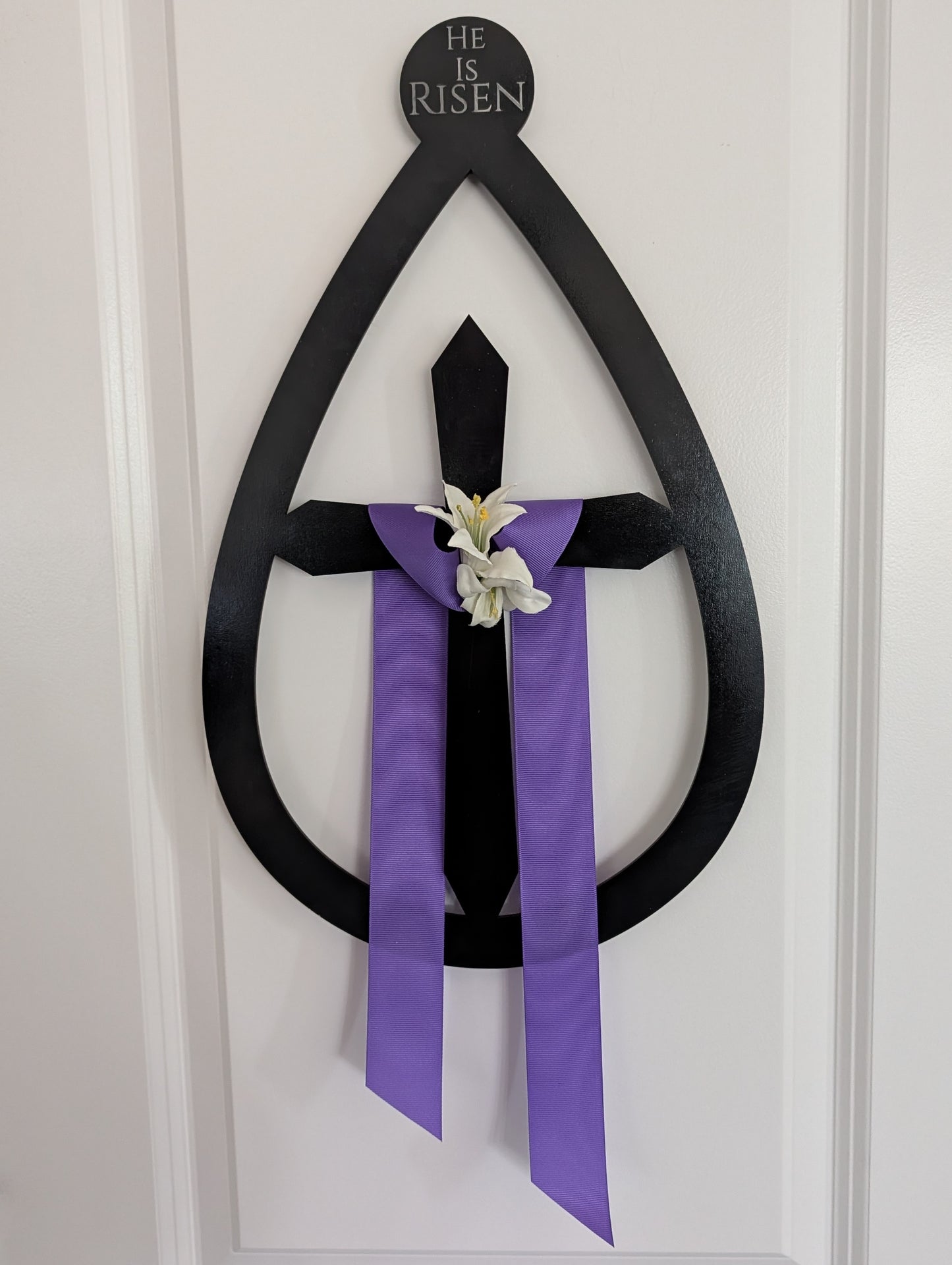 He Is Risen – Modern Easter Wall Hanging